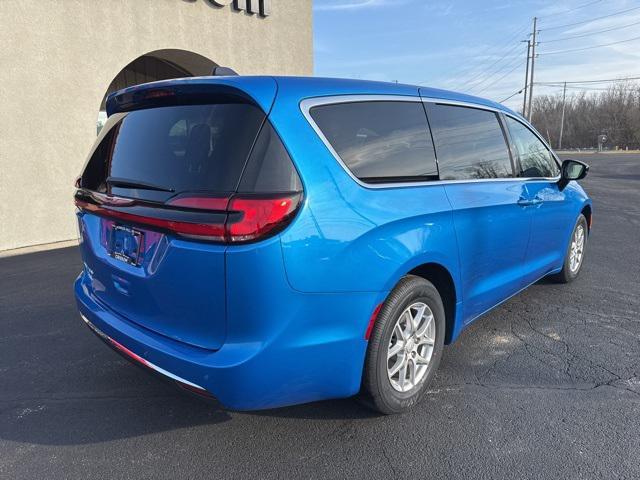 new 2026 Chrysler Pacifica car, priced at $46,755