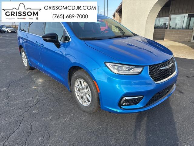 new 2026 Chrysler Pacifica car, priced at $46,755