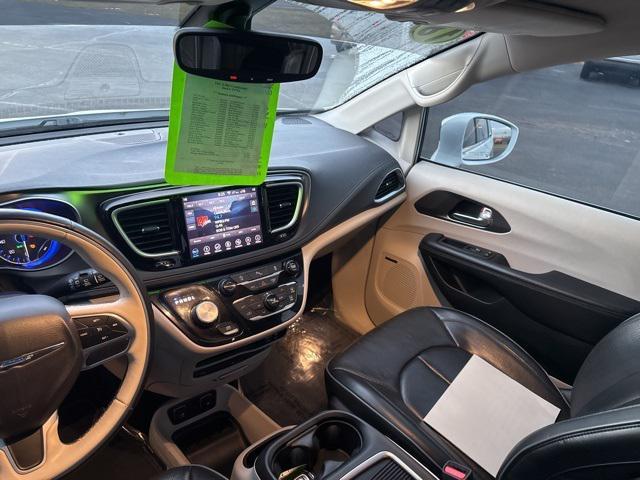 used 2018 Chrysler Pacifica car, priced at $8,917