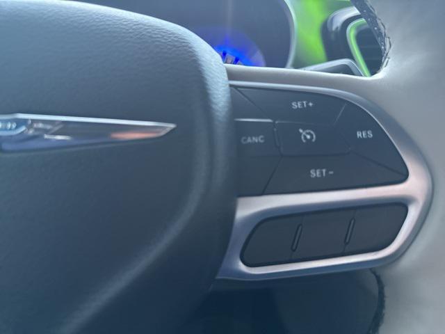 used 2018 Chrysler Pacifica car, priced at $8,917