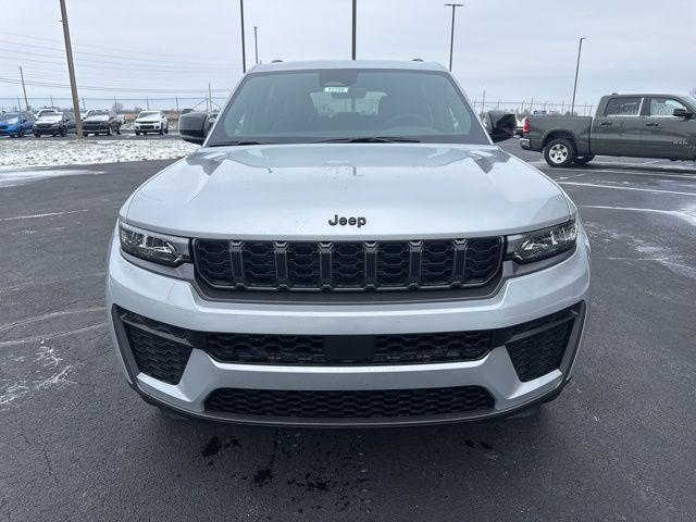 new 2026 Jeep Grand Cherokee car, priced at $46,758