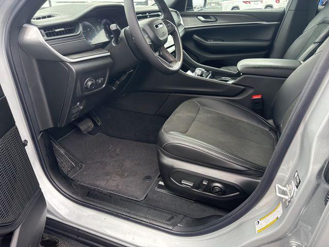 new 2026 Jeep Grand Cherokee car, priced at $46,758