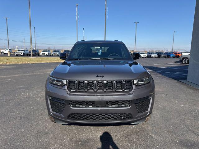 new 2026 Jeep Grand Cherokee car, priced at $46,758