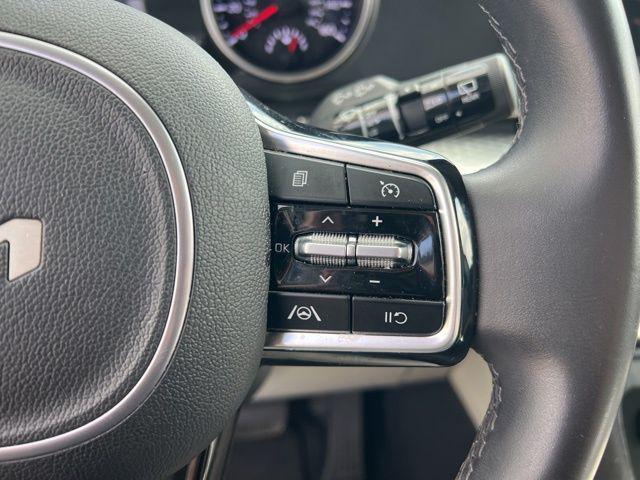 used 2024 Kia Carnival car, priced at $28,743