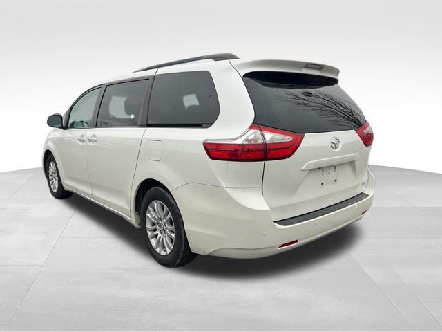 used 2016 Toyota Sienna car, priced at $14,470