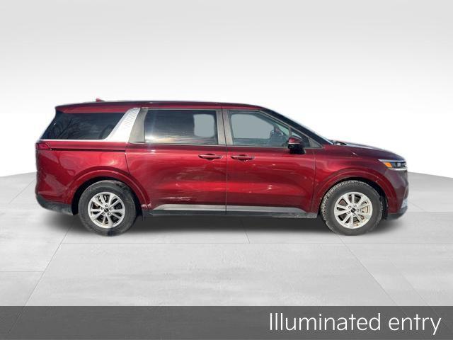 used 2024 Kia Carnival car, priced at $27,600