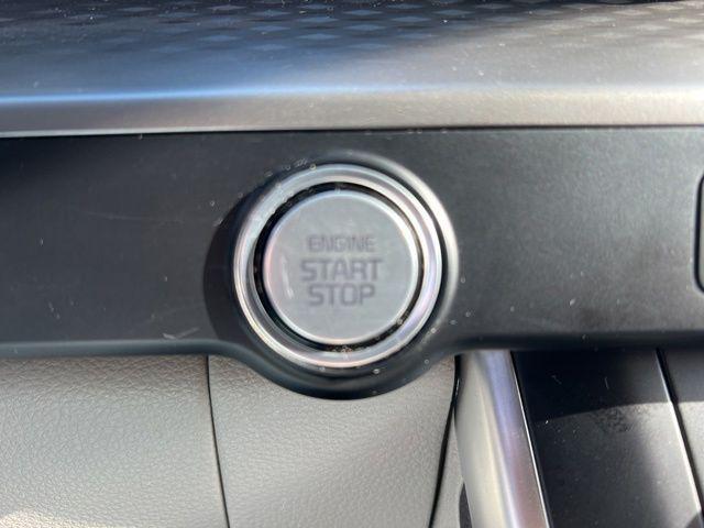 used 2024 Kia Carnival car, priced at $27,600