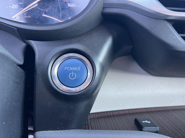 used 2024 Toyota Sienna car, priced at $38,542