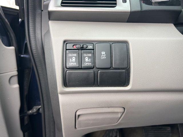 used 2015 Honda Odyssey car, priced at $11,125