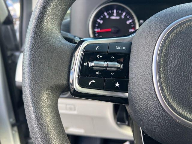used 2023 Kia Carnival car, priced at $26,630