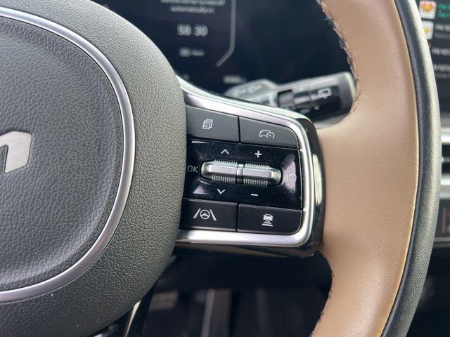 used 2025 Kia Sorento car, priced at $39,051