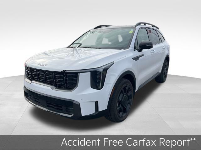 used 2025 Kia Sorento car, priced at $39,051