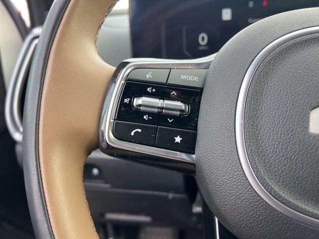 used 2025 Kia Sorento car, priced at $39,051