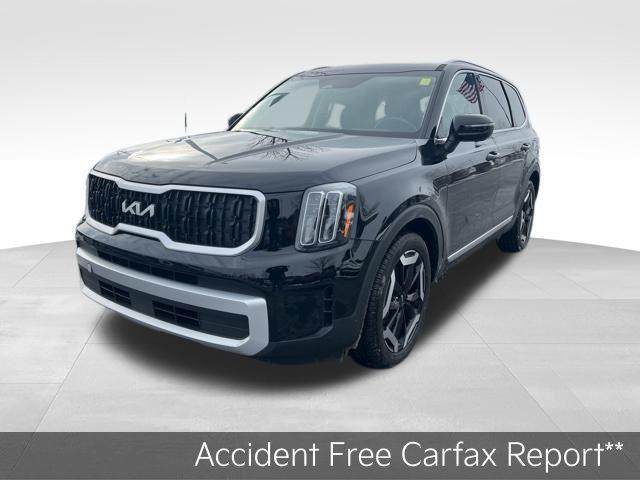 used 2025 Kia Telluride car, priced at $41,047