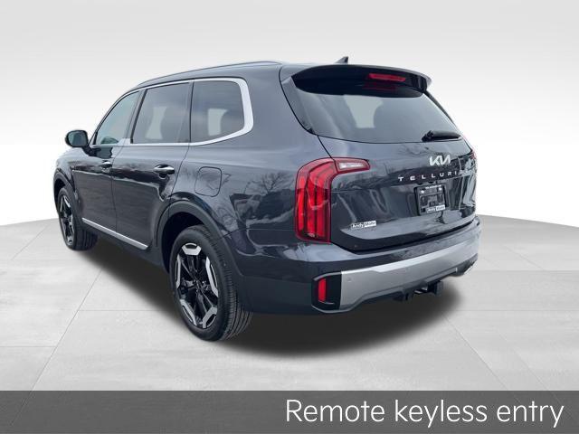 used 2025 Kia Telluride car, priced at $35,269