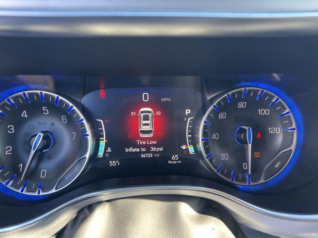 used 2025 Chrysler Pacifica car, priced at $37,154