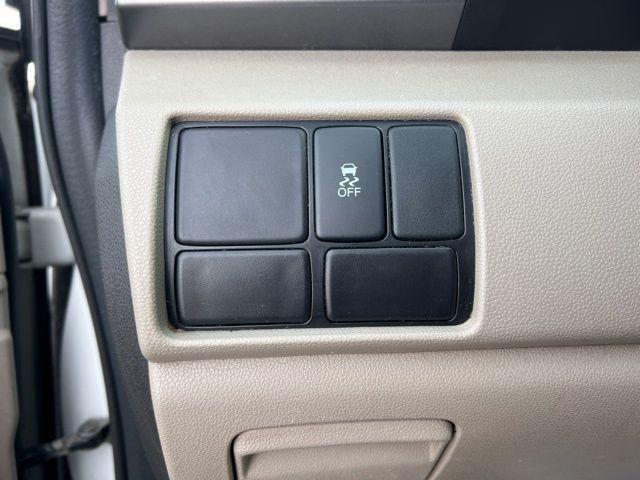 used 2013 Honda Odyssey car, priced at $3,989