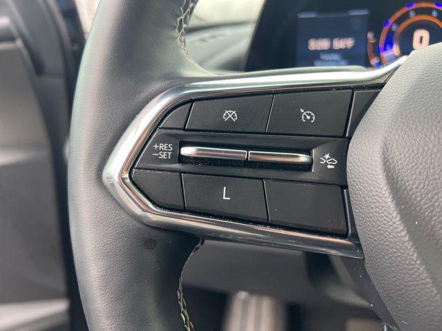 used 2025 Chevrolet Traverse car, priced at $34,694