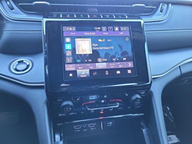 new 2025 Jeep Grand Cherokee car, priced at $40,341