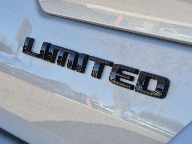 new 2025 Jeep Grand Cherokee car, priced at $46,986