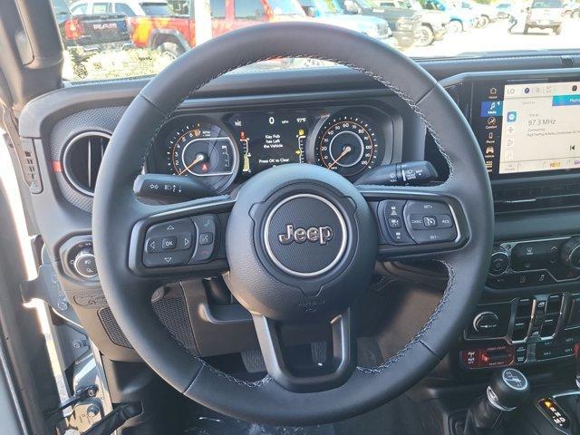 new 2025 Jeep Gladiator car, priced at $47,306