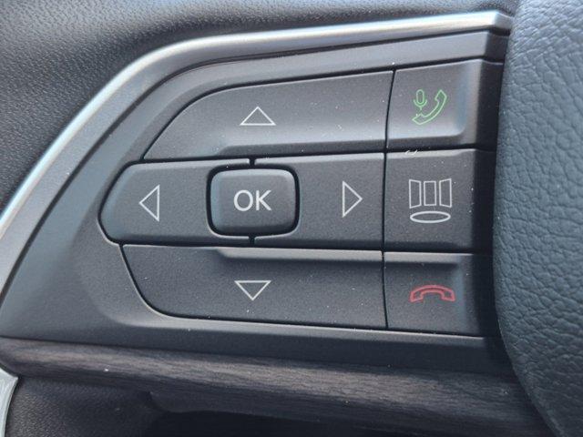 new 2025 Jeep Grand Cherokee car, priced at $46,686