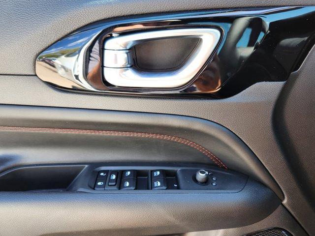 new 2025 Jeep Compass car, priced at $33,811