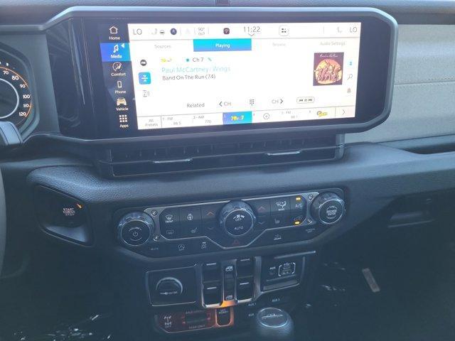 new 2025 Jeep Gladiator car, priced at $48,181