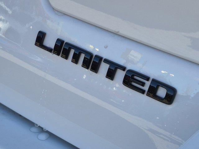 new 2025 Jeep Grand Cherokee car, priced at $46,391