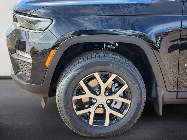 new 2025 Jeep Grand Cherokee car, priced at $43,961