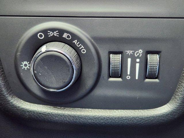 new 2025 Jeep Grand Cherokee car, priced at $40,936