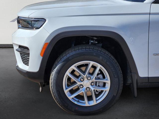 new 2025 Jeep Grand Cherokee car, priced at $40,341