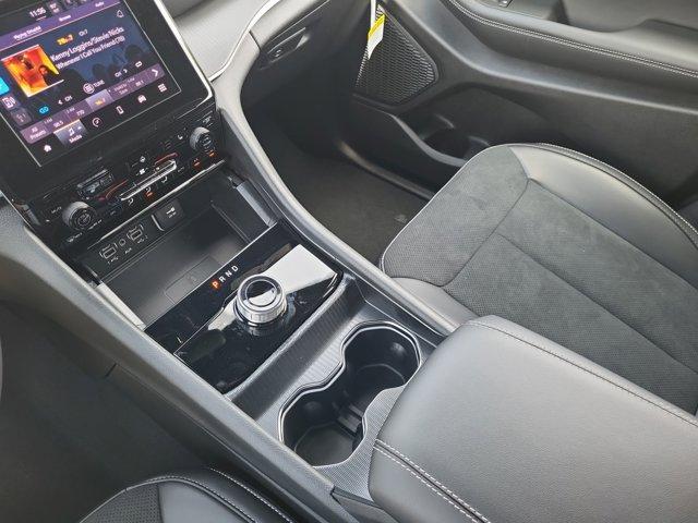 new 2025 Jeep Grand Cherokee L car, priced at $42,671