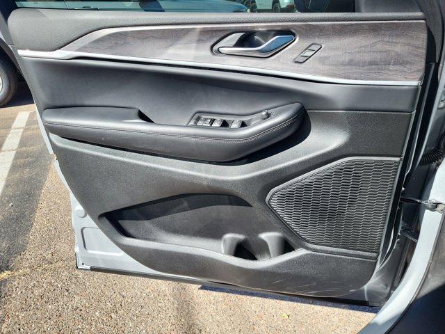 new 2025 Jeep Grand Cherokee car, priced at $46,686