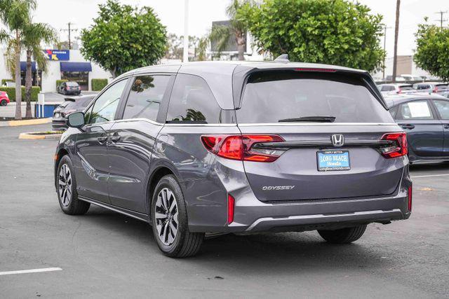 used 2025 Honda Odyssey car, priced at $35,973
