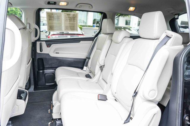 used 2025 Honda Odyssey car, priced at $35,973