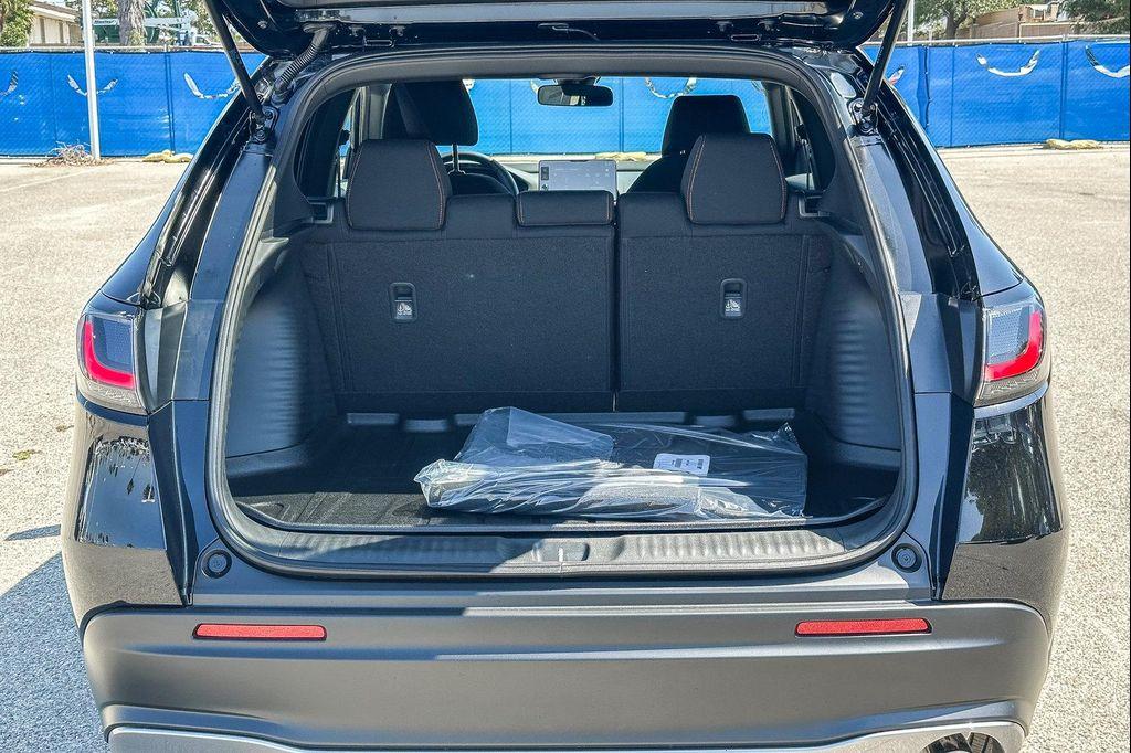 new 2027 Honda HR-V car, priced at $29,435
