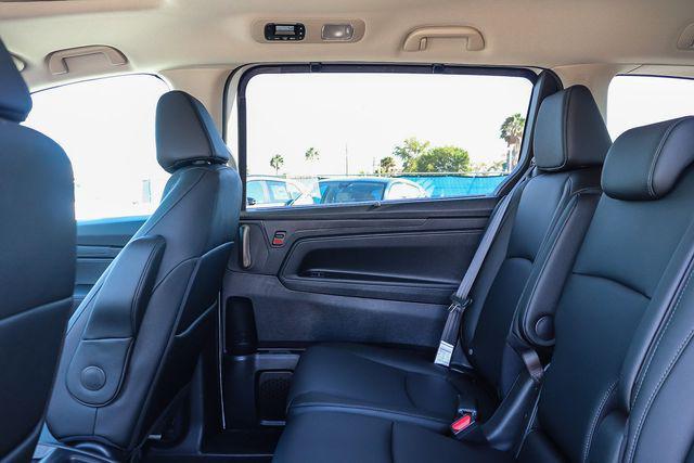 new 2026 Honda Odyssey car, priced at $42,330
