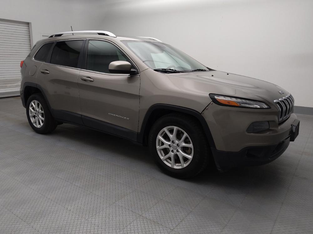 used 2018 Jeep Cherokee car, priced at $19,195