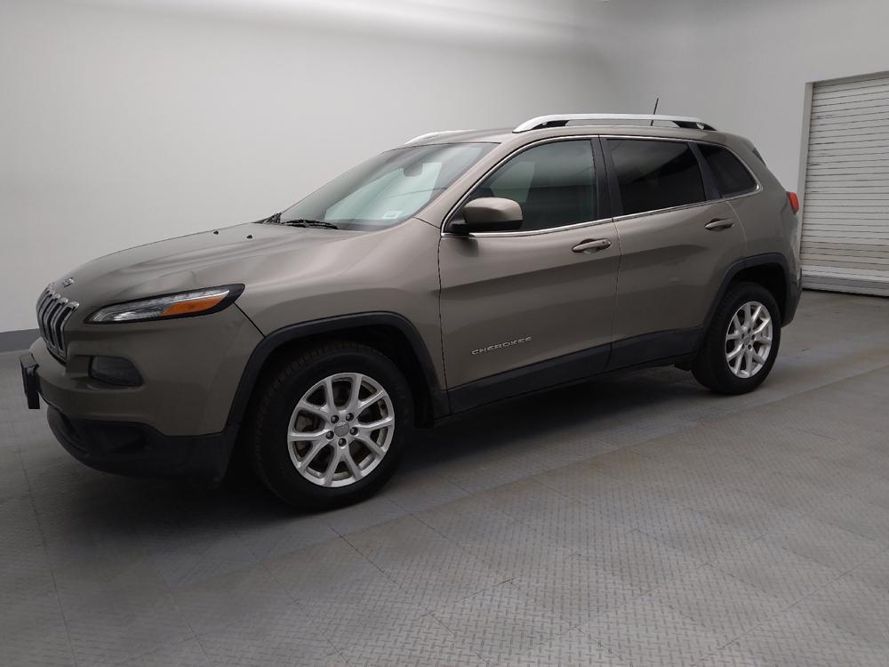 used 2018 Jeep Cherokee car, priced at $19,195