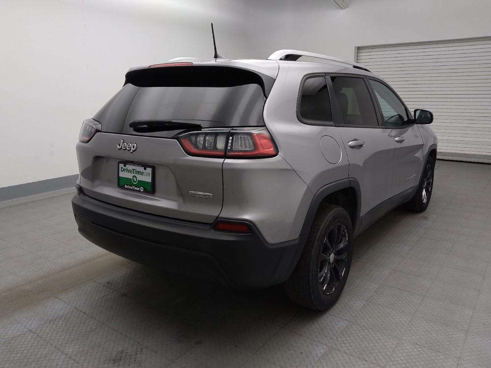used 2021 Jeep Cherokee car, priced at $19,195