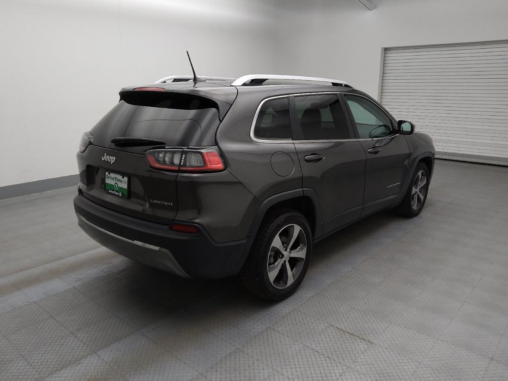 used 2019 Jeep Cherokee car, priced at $19,595