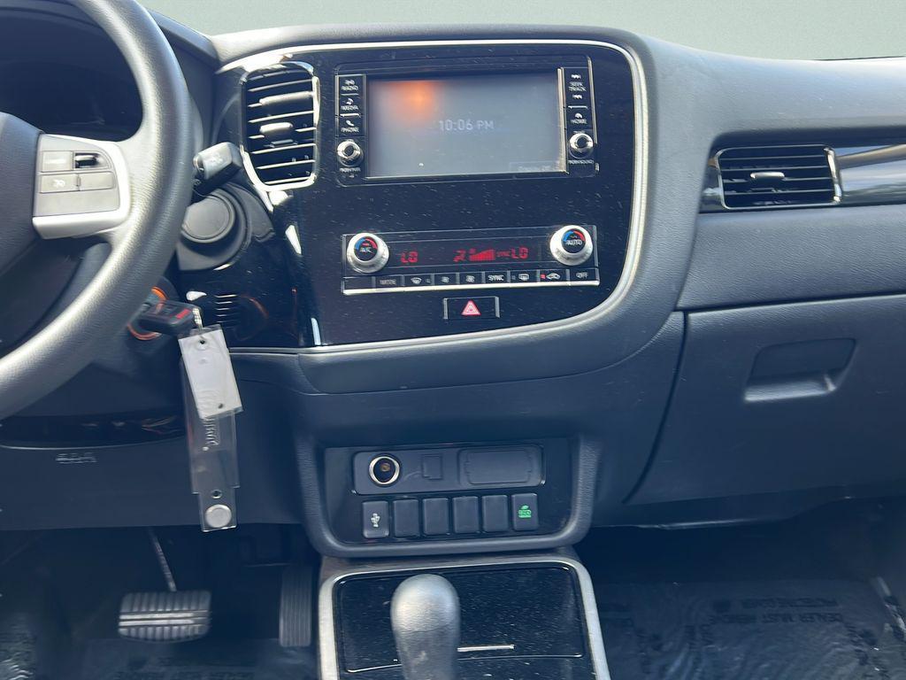 used 2020 Mitsubishi Outlander car, priced at $13,766