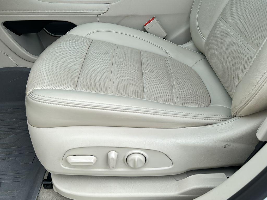 used 2021 GMC Acadia car, priced at $28,582