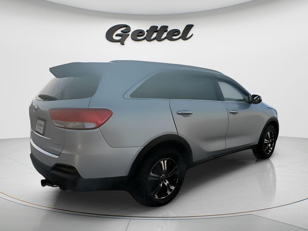 used 2016 Kia Sorento car, priced at $11,882
