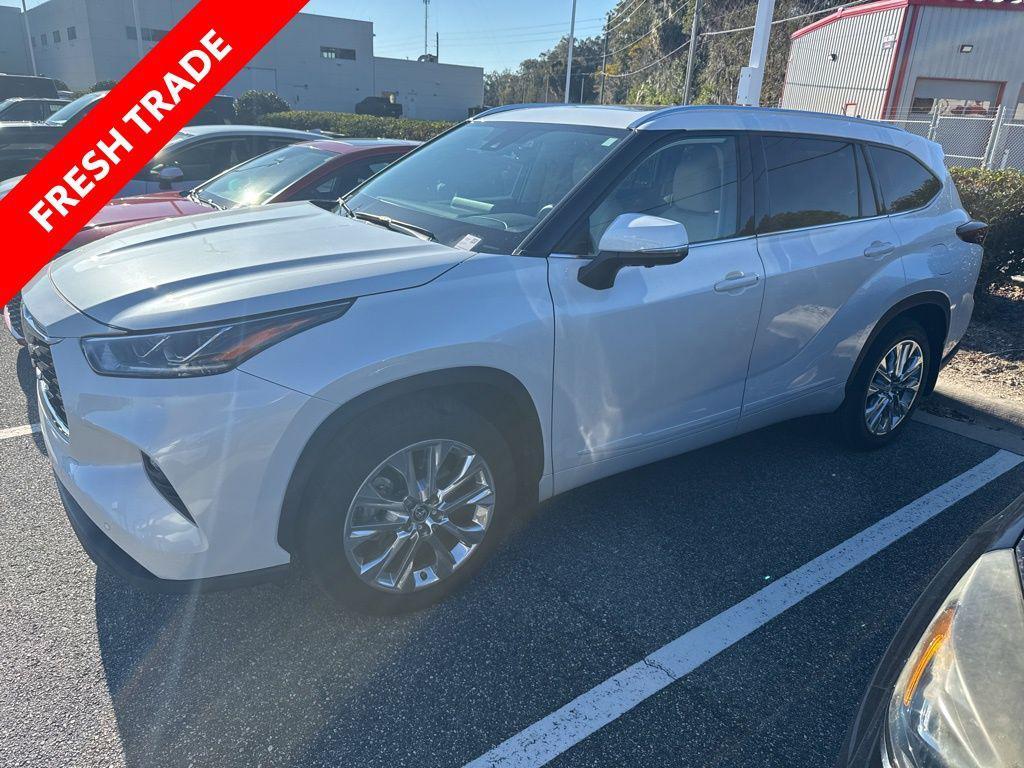 used 2024 Toyota Highlander car, priced at $45,981