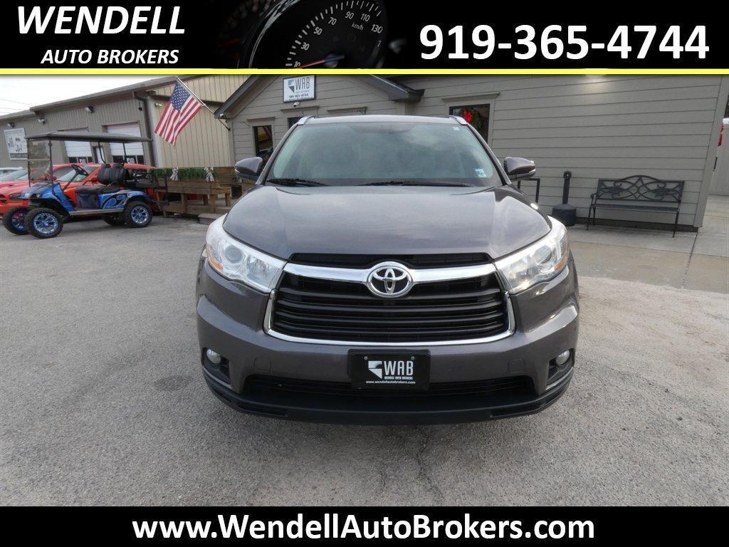 used 2015 Toyota Highlander car, priced at $14,846