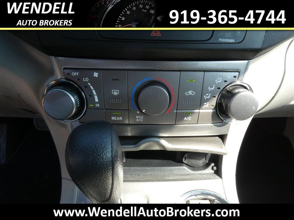 used 2012 Toyota Highlander car, priced at $10,798