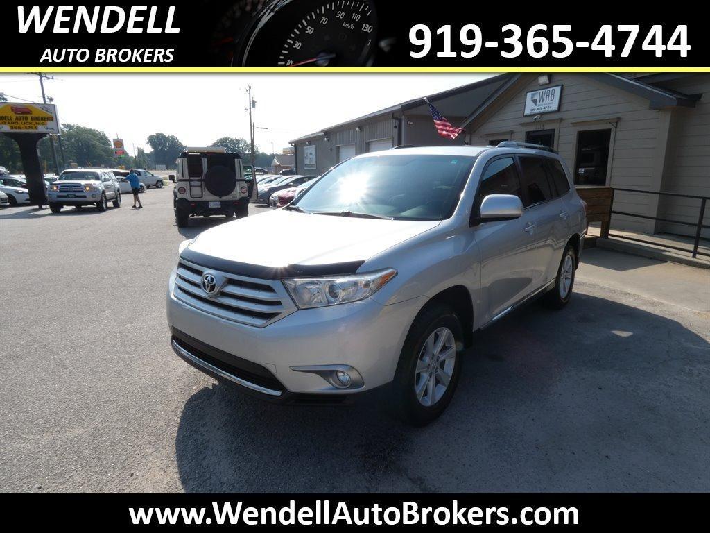 used 2012 Toyota Highlander car, priced at $10,798