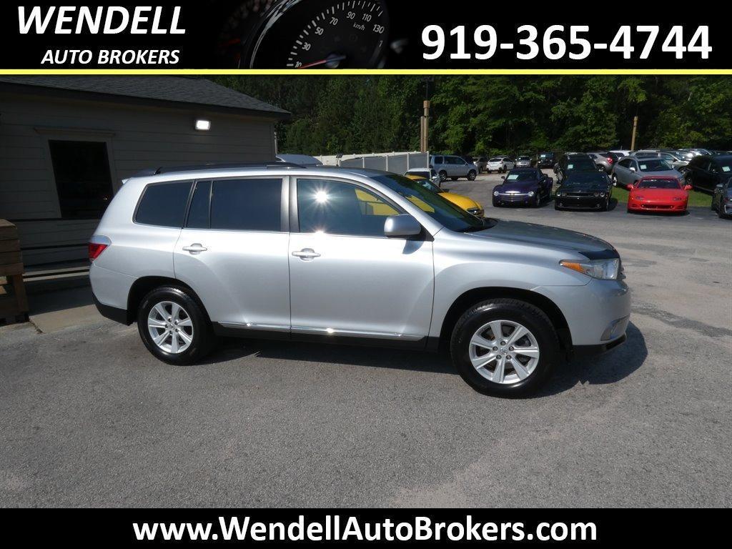 used 2012 Toyota Highlander car, priced at $10,798